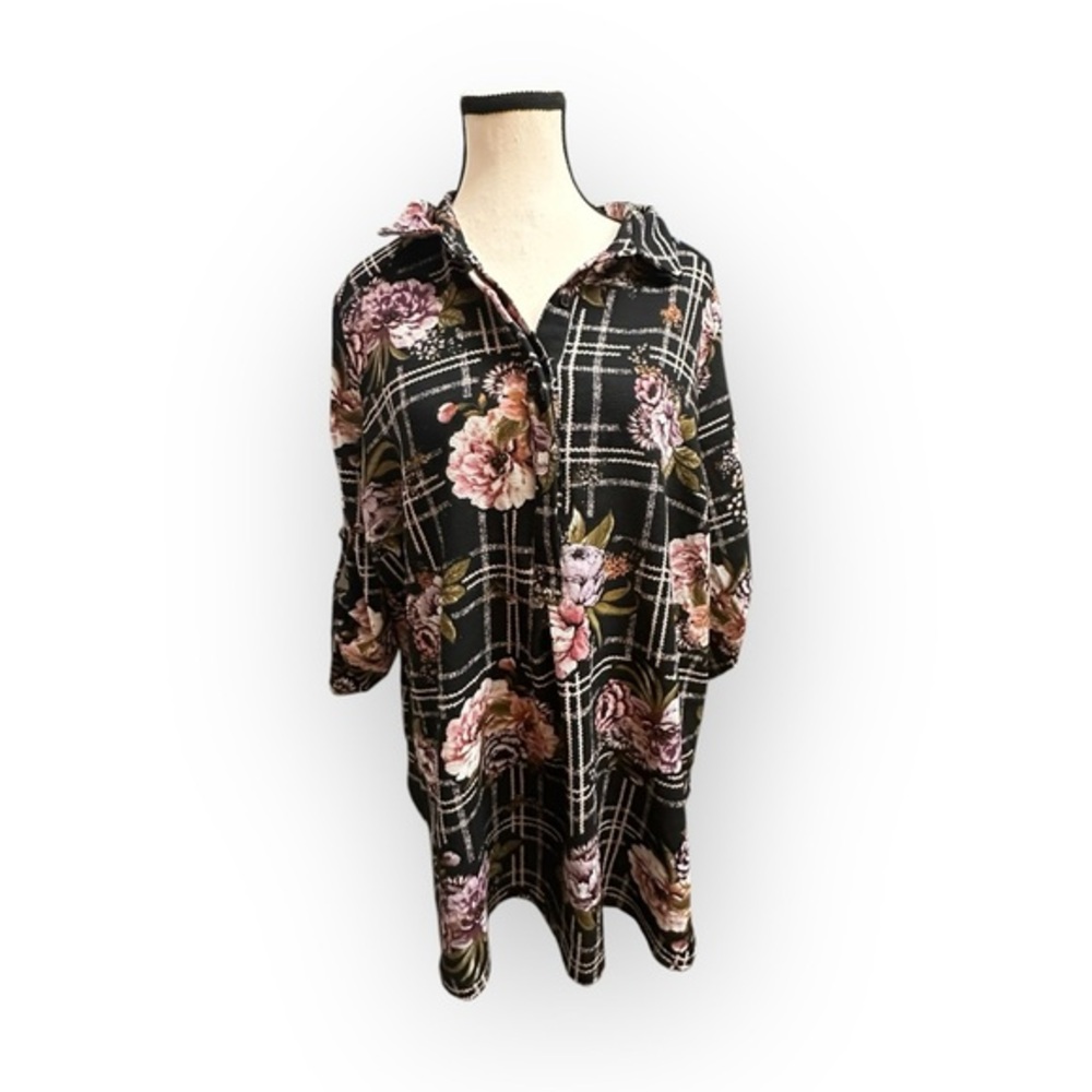 Women’s 1X Mandee Black Plaid Floral Half Button Georgette 3/4 Sleeve Top